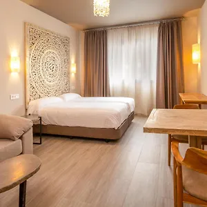 By Qhotels Appartamento Siviglia